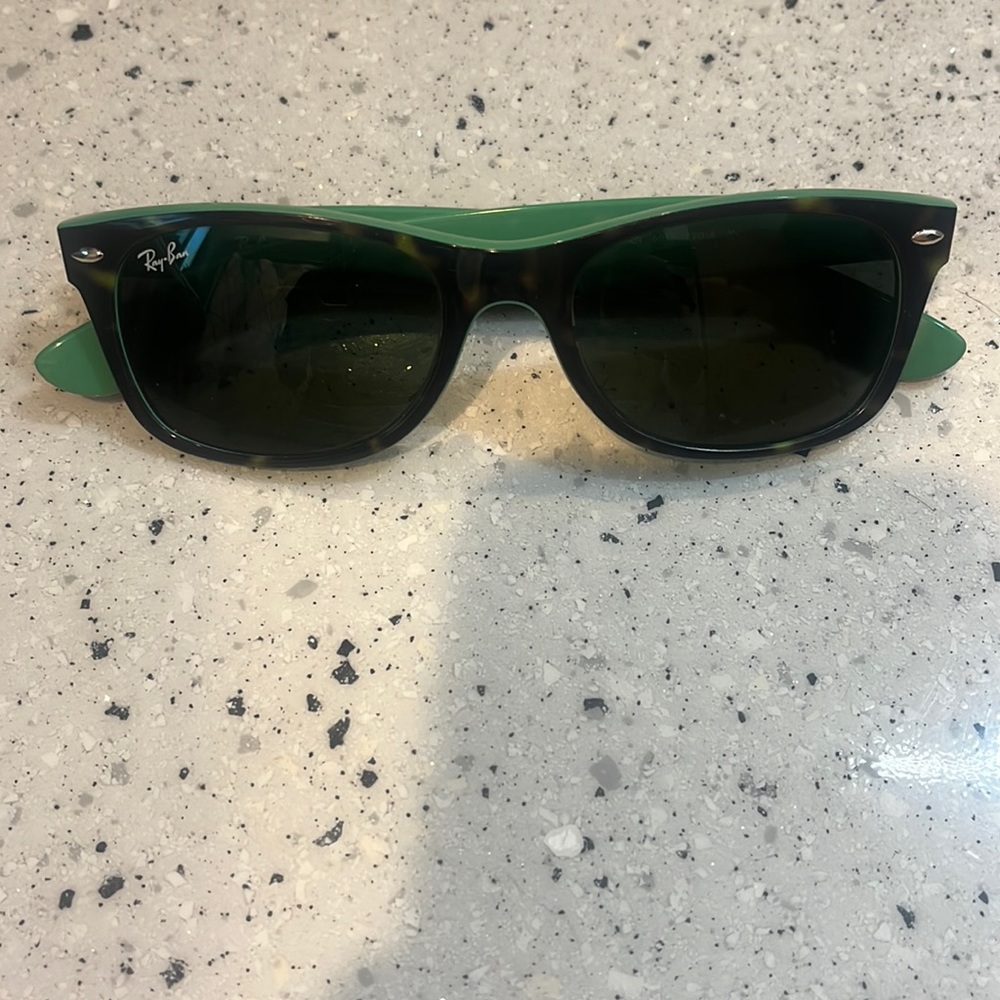 New Wayfarer Style Ray-Bans